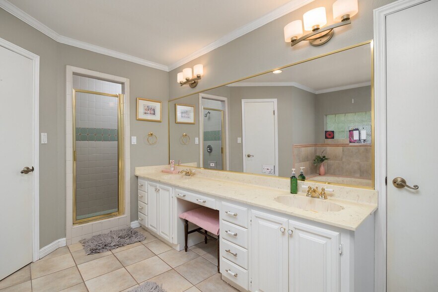 More Photos Of 3206 N Shary Rd, Mission Specialty For Sale