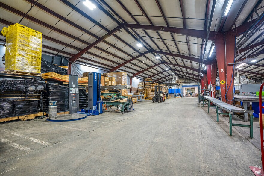 More Photos Of 10 Furnace St, Stanhope Manufacturing For Sale