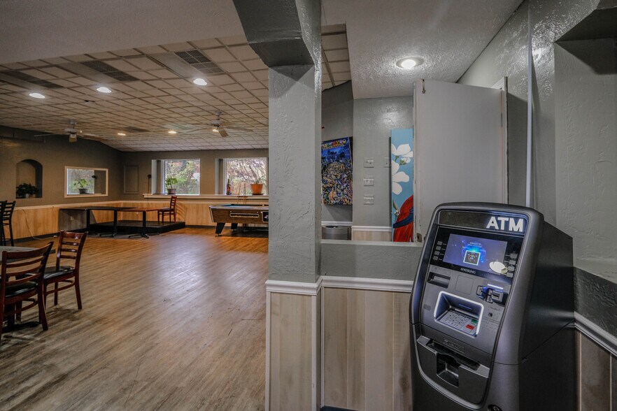 More Photos Of 865 John Marshall Hwy, Front Royal Restaurant For Sale