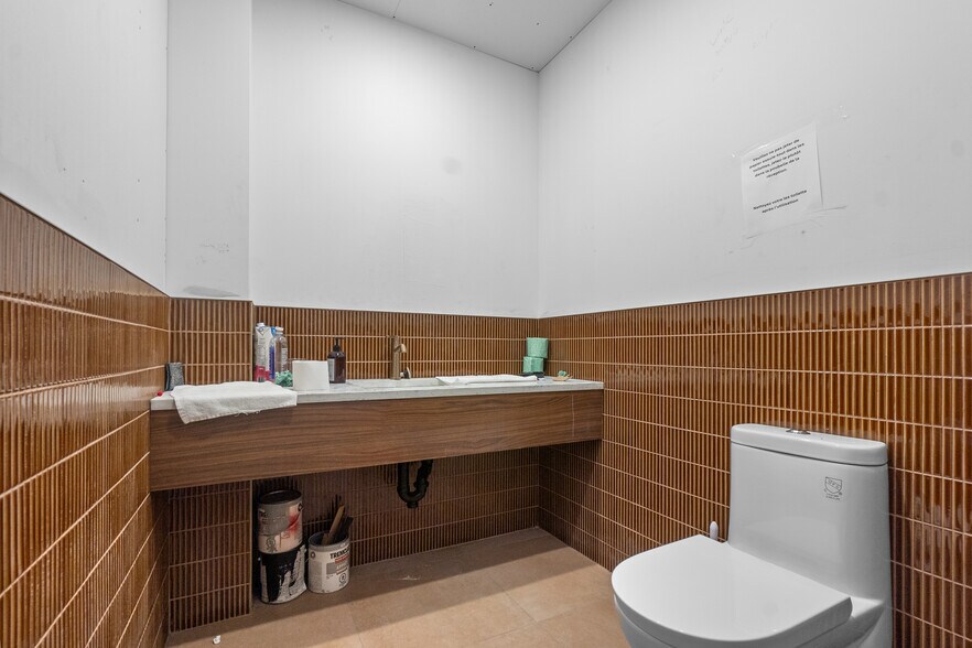 More Photos Of 754-762 Rue Saint-Paul O, Montréal Apartments For Lease