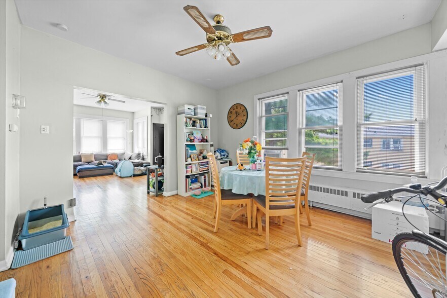 More Photos Of 6058 S Massasoit Ave, Chicago Apartments For Sale