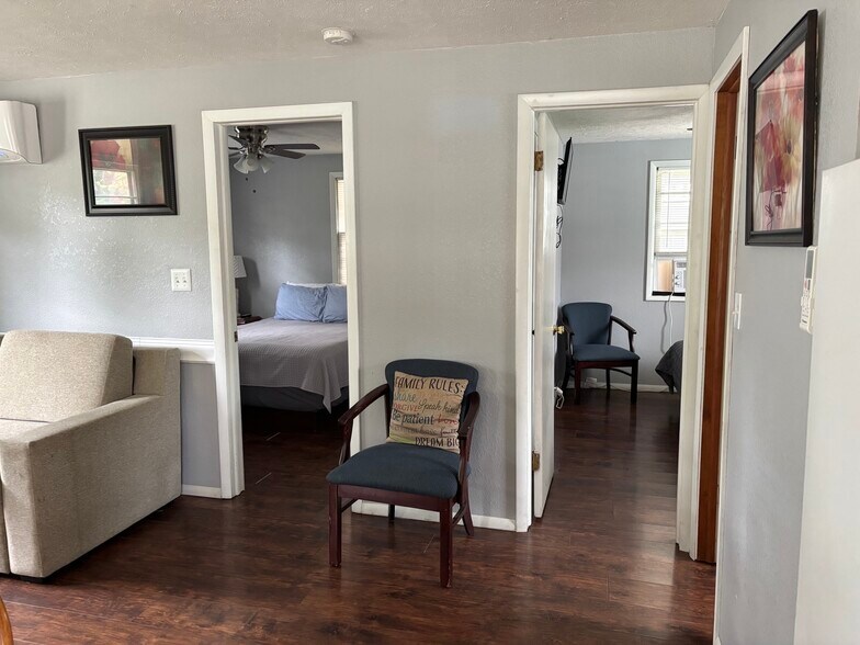 More Photos Of 1575 Tablerock Cir, Branson Hotel For Sale