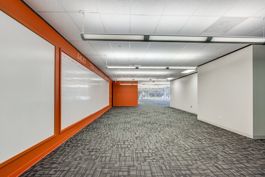 More Photos Of 2929 Briarpark Dr, Houston Office For Sale