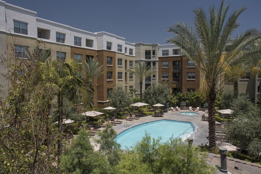 More Photos Of 700 S Myrtle Ave, Monrovia Apartments For Lease