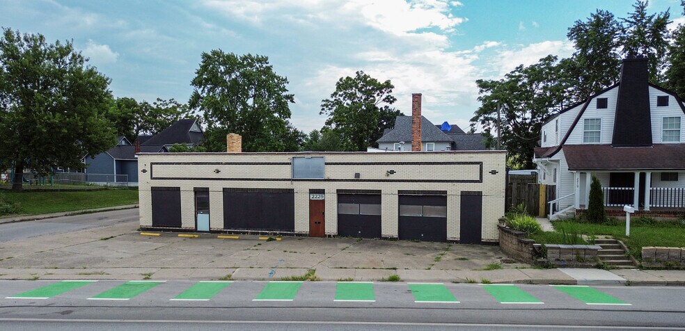 Primary Photo Of 2229 E New York St, Indianapolis Flex For Lease