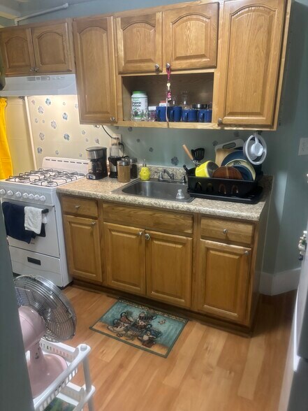More Photos Of 2446 E Tremont Ave, Bronx Apartments For Sale