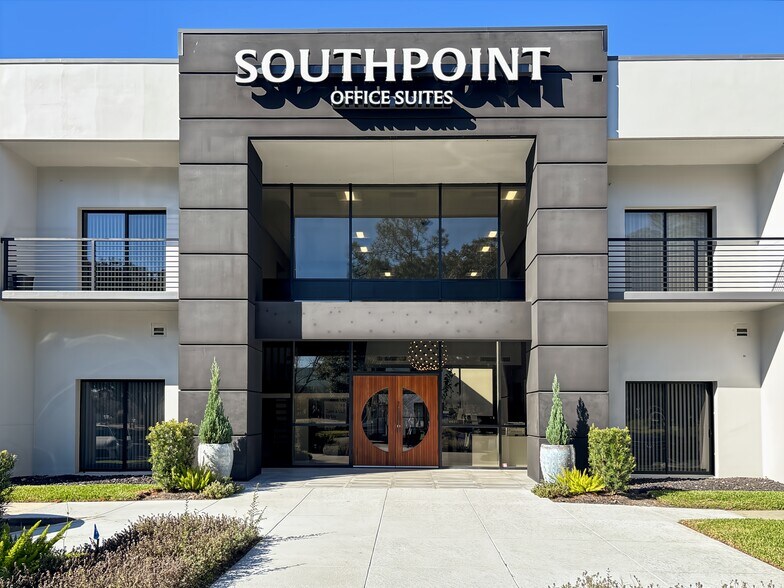 More Photos Of 6821 N Southpoint Dr, Jacksonville Coworking Space
