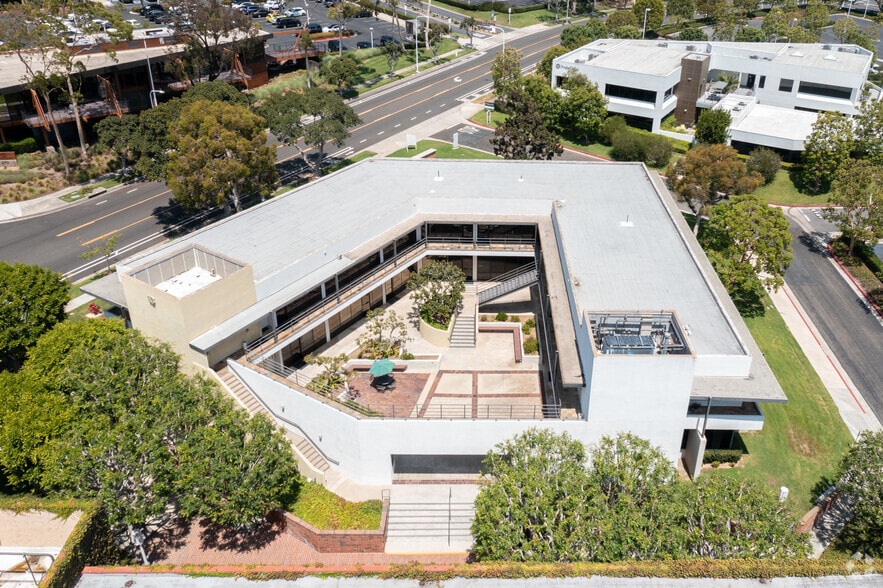 More Photos Of 13 Corporate Plaza Dr, Newport Beach Office For Lease