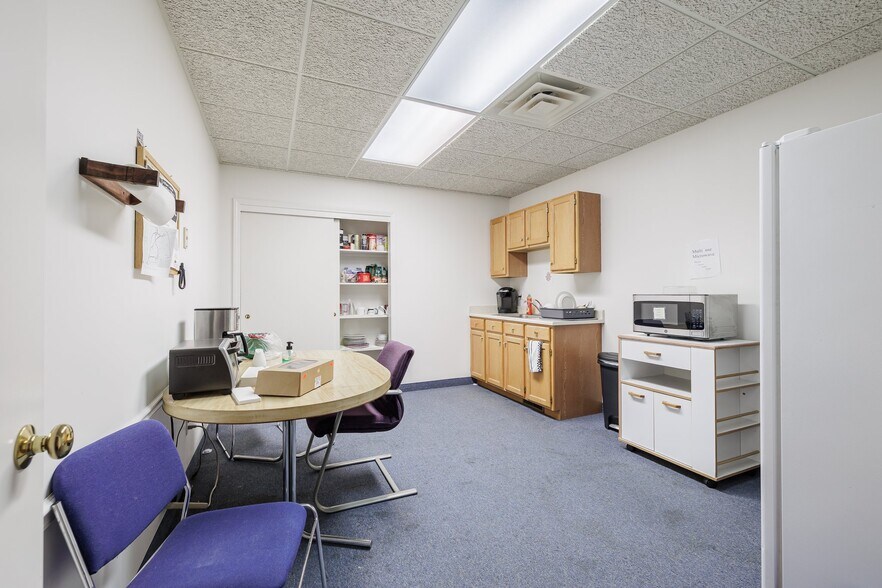 More Photos Of 120 Assembly Dr, Mendon Office For Sale