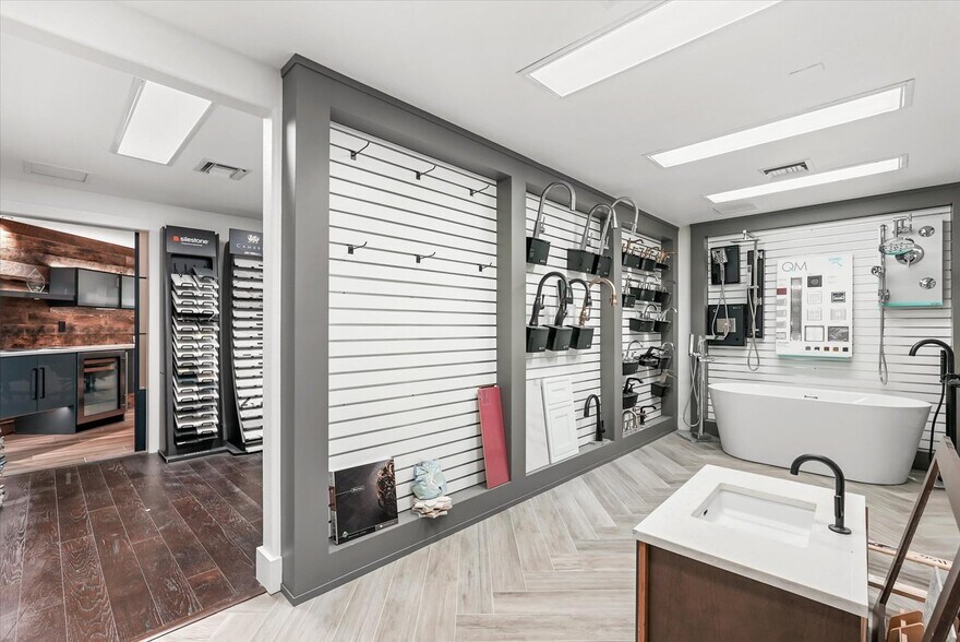 More Photos Of 141 Parliament Loop, Lake Mary Office For Sale