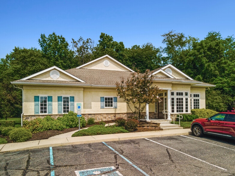 Primary Photo Of 553 Shiloh Pike, Bridgeton General Retail For Sale