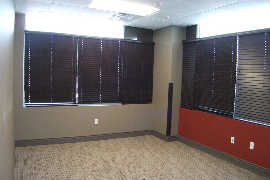 More Photos Of 1300 Venture Way, Casper Office For Lease