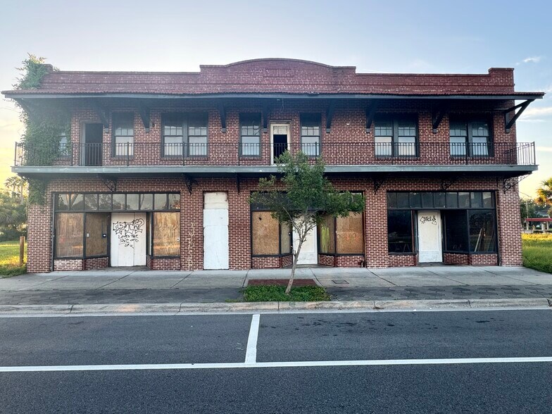 Primary Photo Of 1637-1651 Main St N, Jacksonville Storefront Retail Residential For Sale
