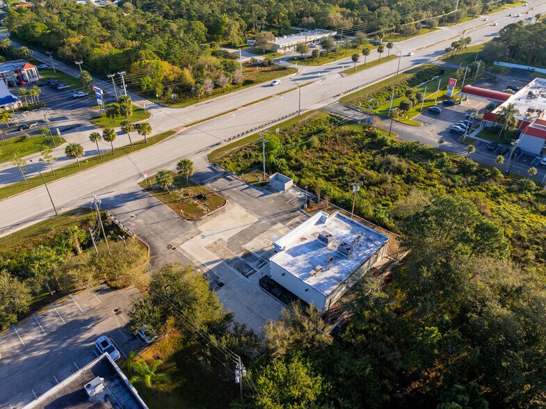 More Photos Of 8801 20th St, Vero Beach Convenience Store For Lease