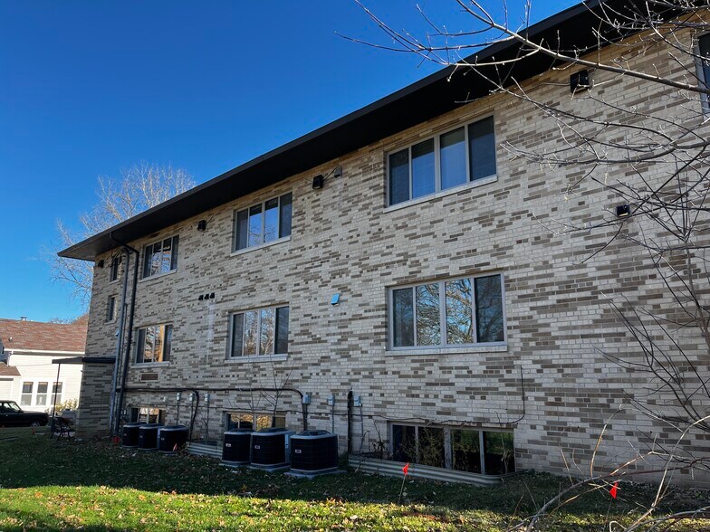 More Photos Of 480 8th St, Red Wing Apartments For Sale