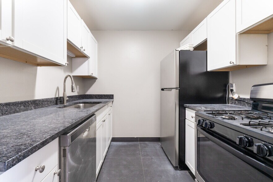 More Photos Of 1309 Fair Ave, Columbus Apartments For Sale