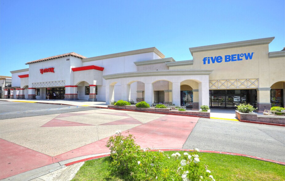 Primary Photo Of 2715-2725 Teller Rd, Newbury Park General Retail For Sale