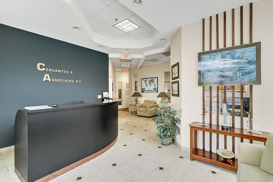 More Photos Of 4229 Lafayette Center Dr, Chantilly Office For Sale