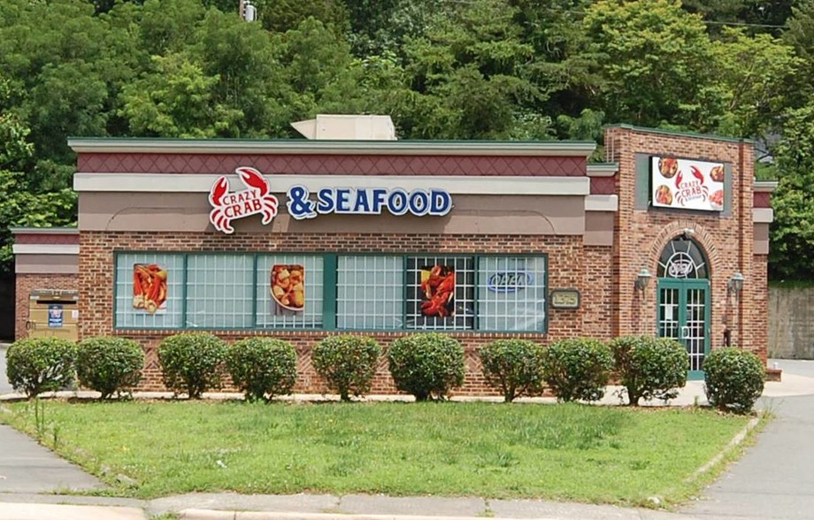 Primary Photo Of 1375 Peters Creek Pky, Winston-Salem Fast Food For Lease