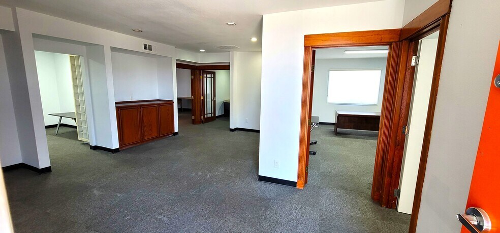 More Photos Of 370 W 6th St, San Bernardino Loft Creative Space For Sale