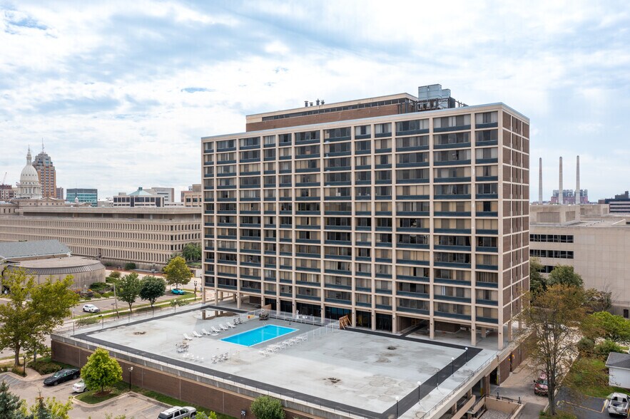 More Photos Of 610 W Ottawa St, Lansing Apartments For Lease