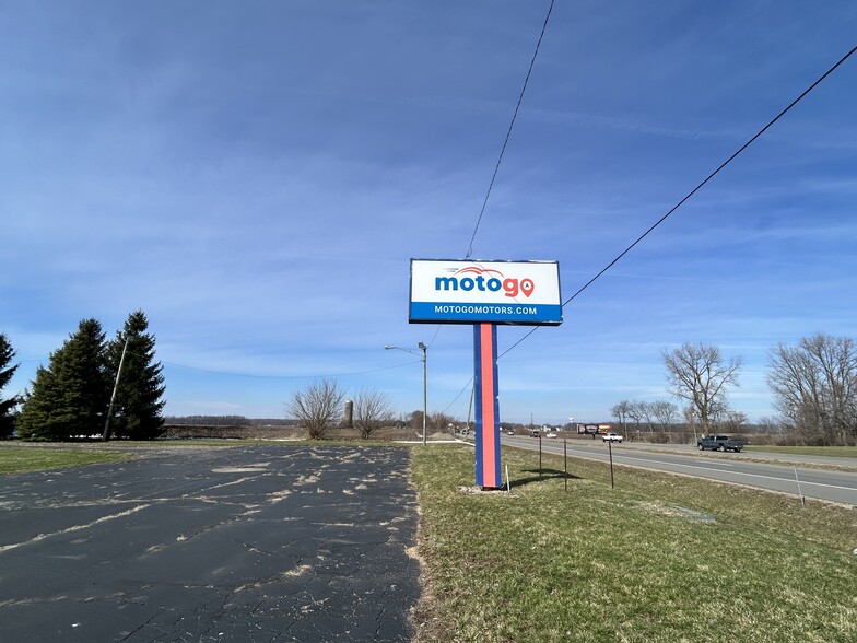 More Photos Of 15096 Us Highway 131 S, Schoolcraft Auto Dealership For Lease