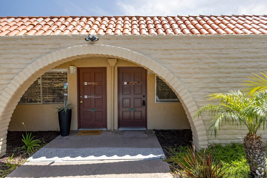 More Photos Of 763-781 Academy Dr, Solana Beach Medical For Lease