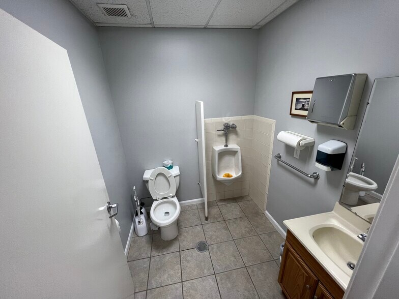 More Photos Of 111 Howard Blvd, Ledgewood Light Distribution For Sale