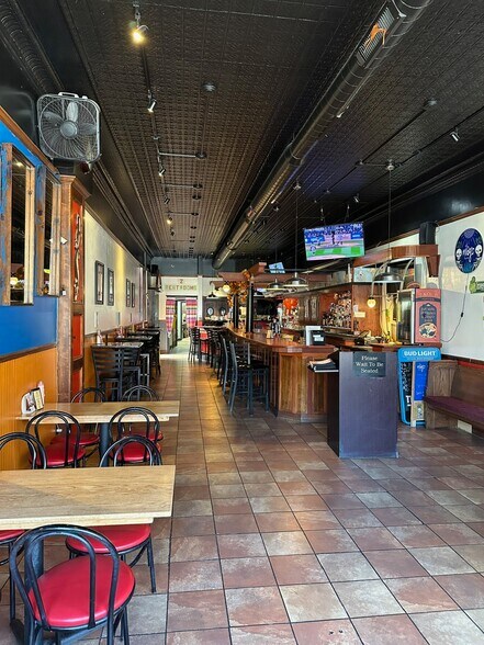 More Photos Of 162-164 Glen St, Glens Falls Storefront Retail Residential For Sale