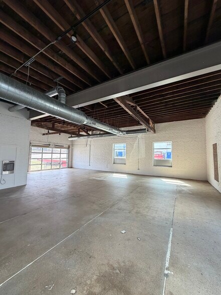 More Photos Of 37 N Broad St, Brevard Storefront Retail Office For Lease