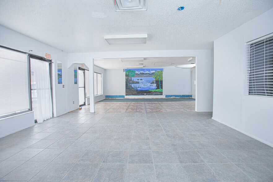 More Photos Of 51 N Bumby Ave, Orlando Unknown For Sale