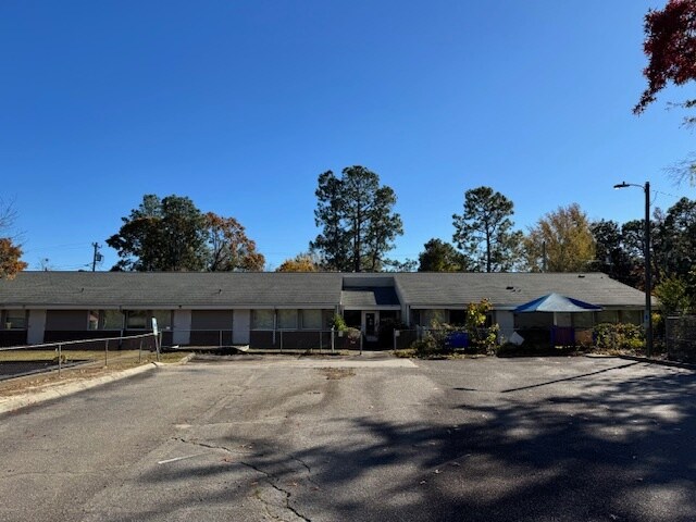 More Photos Of 511 Wilson Ave, Spring Lake Specialty For Sale