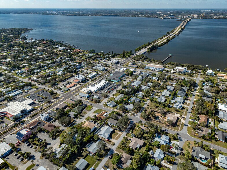 More Photos Of 334 Fourth Ave, Indialantic Office For Sale