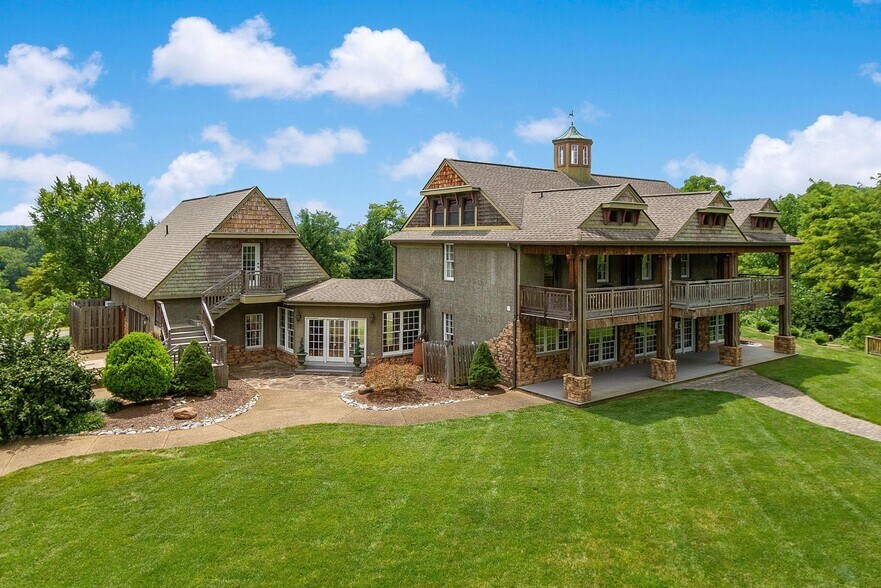 More Photos Of 1128 Saratoga Rd, Kingsport Lodge Meeting Hall For Sale