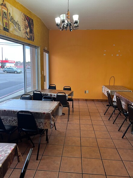 More Photos Of 9353 Greenback Ln, Orangevale Freestanding For Lease