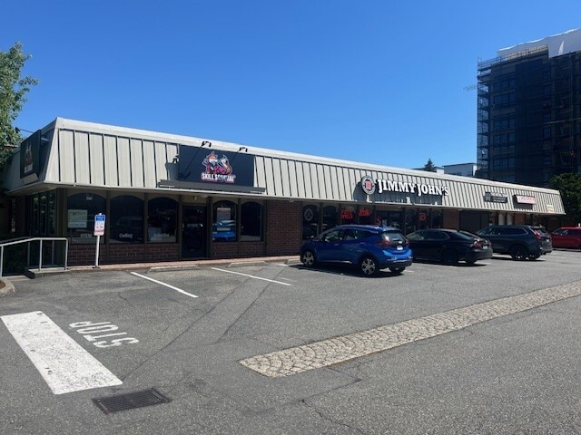 More Photos Of 8103-8163 161st Ave NE, Redmond Freestanding For Lease