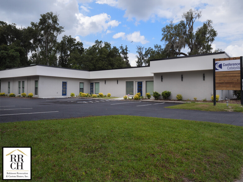 Primary Photo Of 2720 NW 6th St, Gainesville Medical For Lease