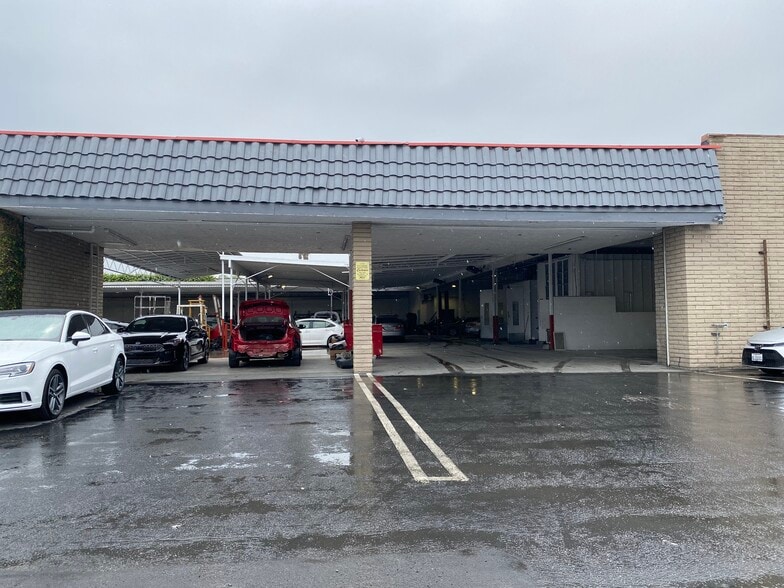 More Photos Of 4525 Rosemead Blvd, Pico Rivera Auto Repair For Sale