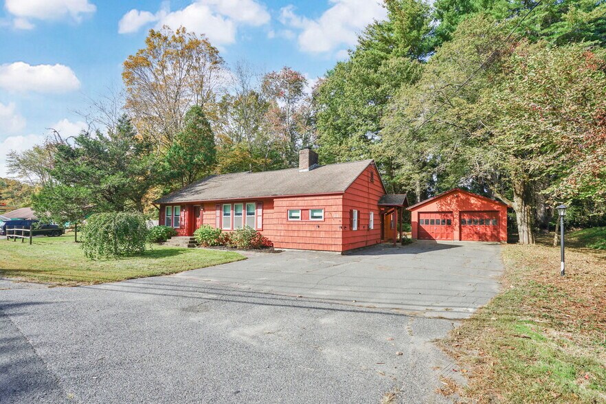 More Photos Of 213 Greenfield Rd, South Deerfield Specialty For Sale