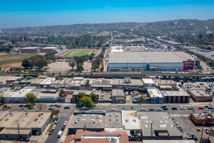 More Photos Of 5048 W Jefferson Blvd, Los Angeles Apartments For Lease