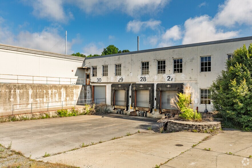 More Photos Of 3811 Kimwell Dr, Winston-Salem Warehouse For Sale