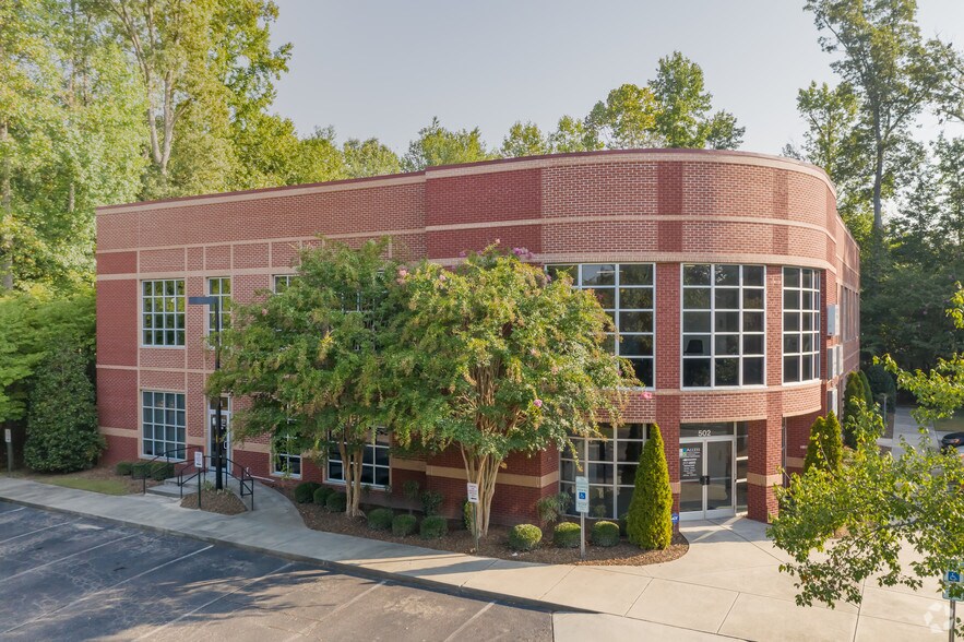 More Photos Of 502 McKnight Dr, Knightdale Medical For Sale