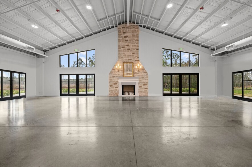 More Photos Of 6644 TX-61, Anahuac Theater Concert Hall For Sale