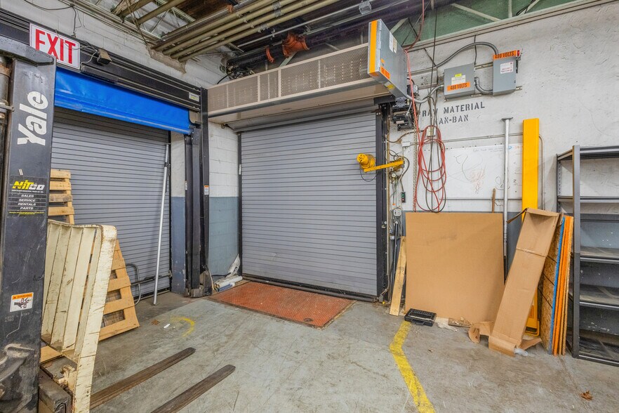 More Photos Of 1 Kondelin Rd, Gloucester Manufacturing For Lease
