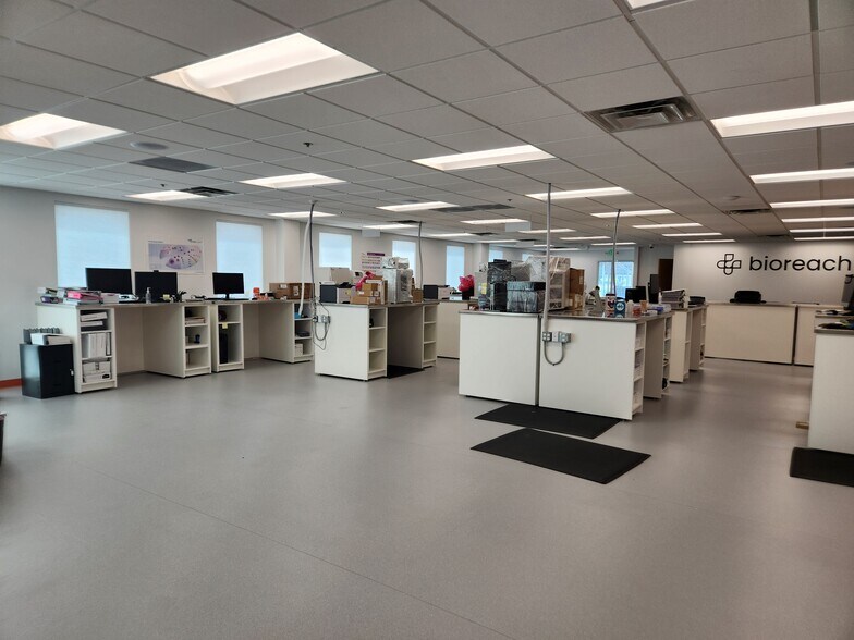 More Photos Of 12162 S Business Park Dr, Draper Office For Lease