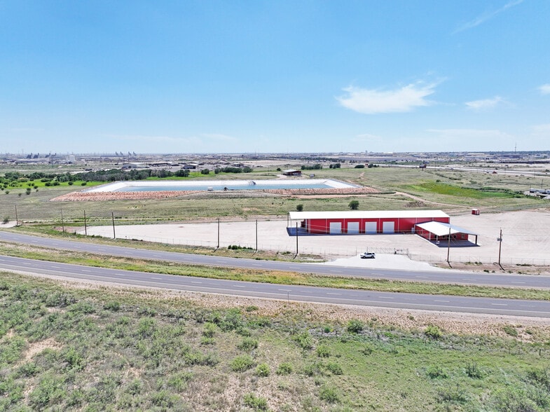 More Photos Of 930 338 loop, Odessa Warehouse For Lease