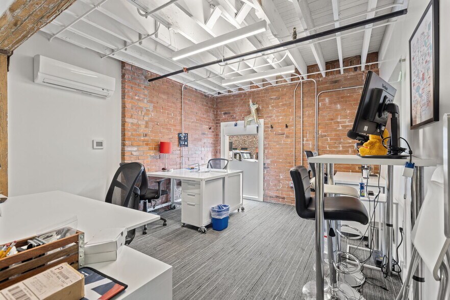 More Photos Of 1911 11th St, Boulder Office For Lease