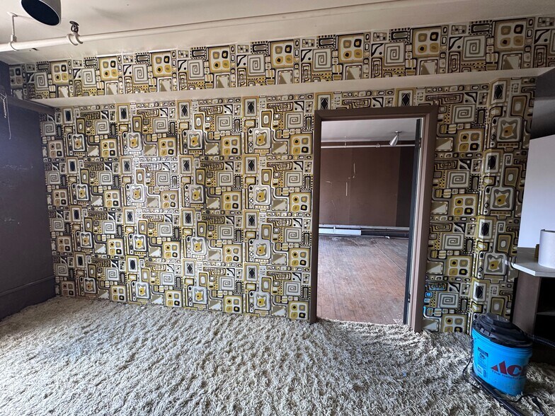 More Photos Of 123 S Union St, Traverse City Freestanding For Sale