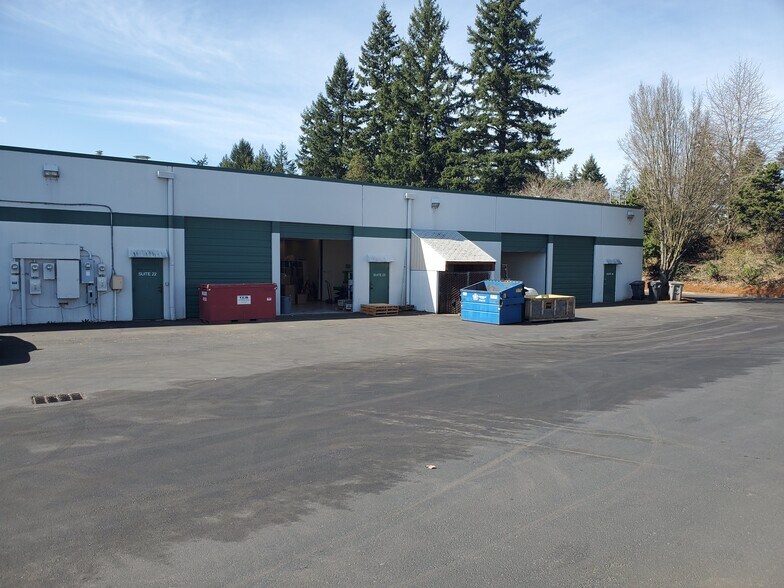 More Photos Of 9325-9425 SW Commerce Cir, Wilsonville Light Manufacturing For Lease