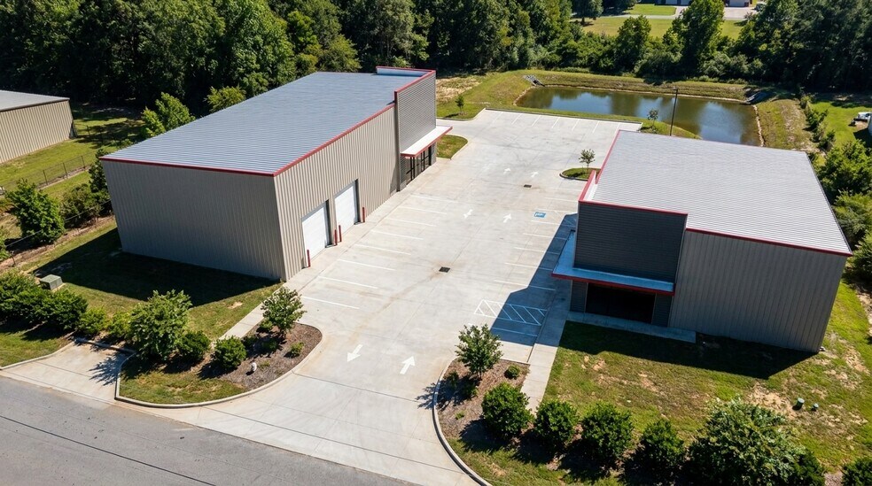 Primary Photo Of 8721 Humble Westfield Rd, Humble Warehouse For Sale
